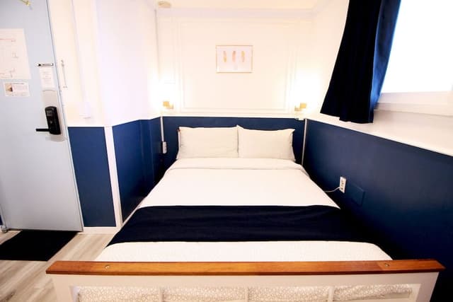 Standard Double Room, 1 Double Bed, Non Smoking, Courtyard View (non-Korean nationals only)