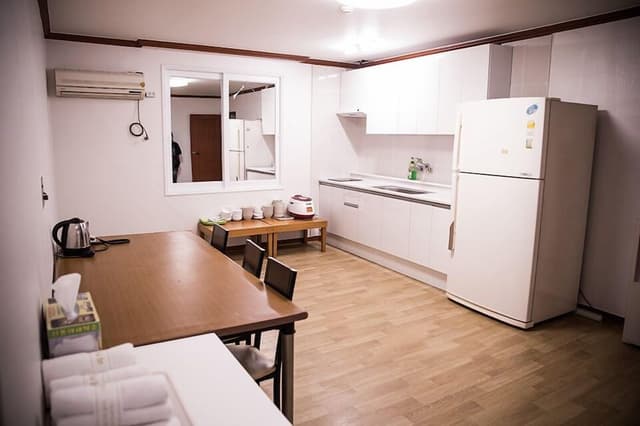 Family Condo, Kitchen (2 Ondol Bedrooms)