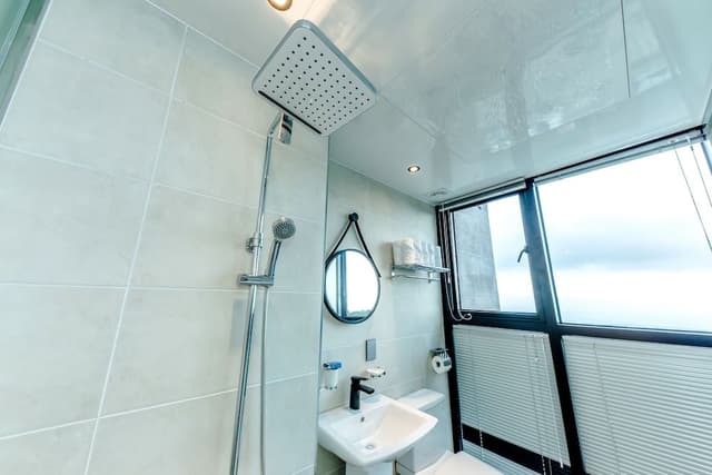 Executive Twin Room, 2 Queen Beds, Non Smoking, Ocean View
