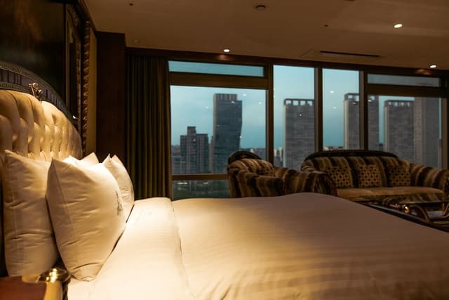 Park Suite