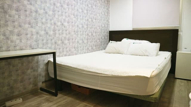 Double Room, Shared Bathroom