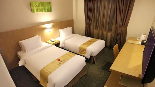 Standard Twin Room
