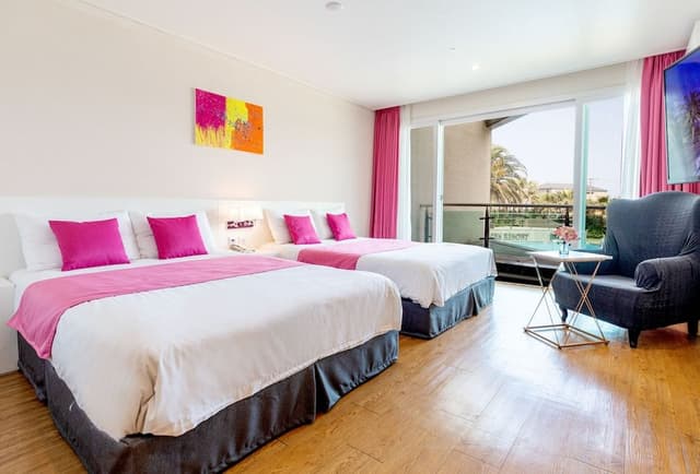 Superior Twin Room, Garden View