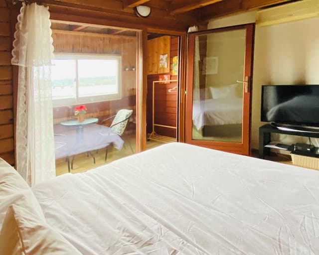Deluxe Cabin