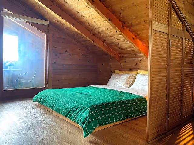 Signature Cabin