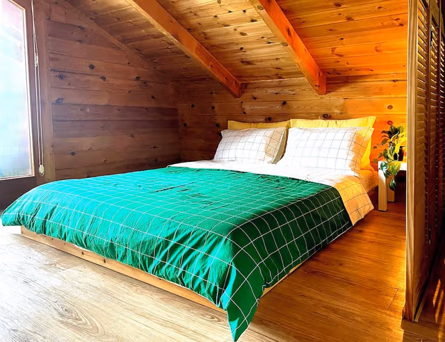 Signature Cabin