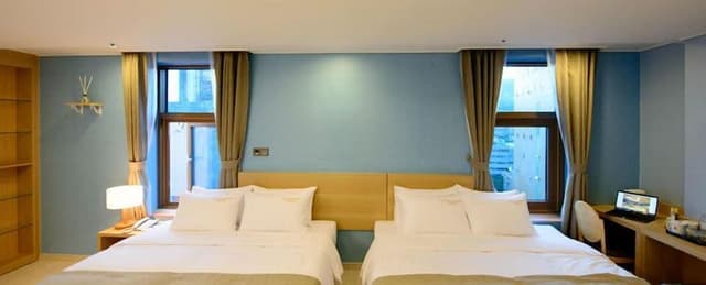 Deluxe Family Room, Ocean View - extra person fee pay upon arrival