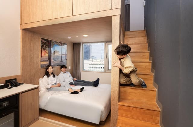 Friends and Family Quadruple Room