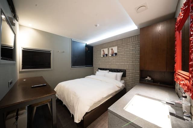 Deluxe Double Room, 1 Double Bed, Non Smoking, City View