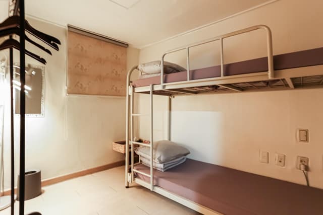 Twin Room with Bunk Bed - Non-Smoking