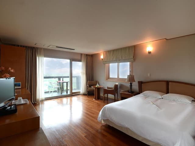 Deluxe Ocean View
