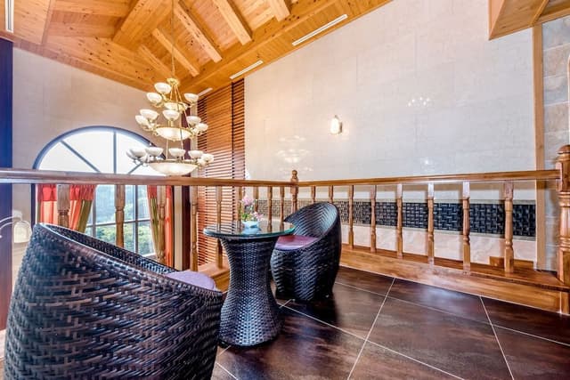 Washingtonville Pool Villa Suite