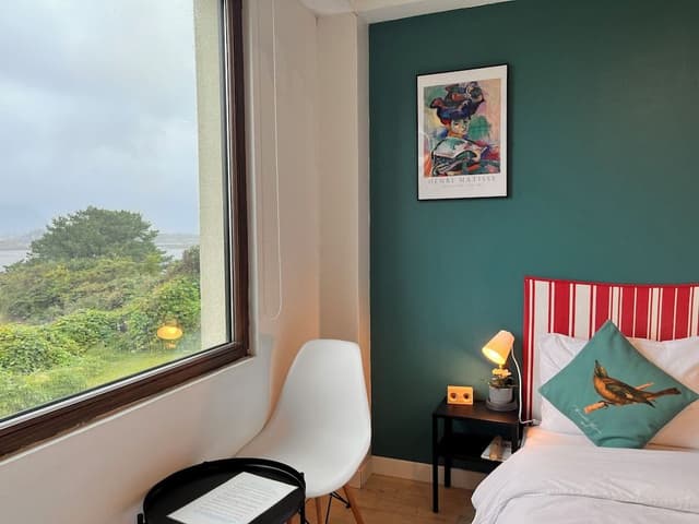 Double Room (Room 2)