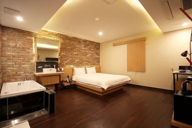 Standard Double Bed Room