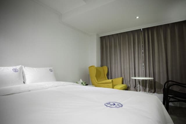 Deluxe Twin Room, 1 Bedroom, Non Smoking (Base pax 2, Parking)