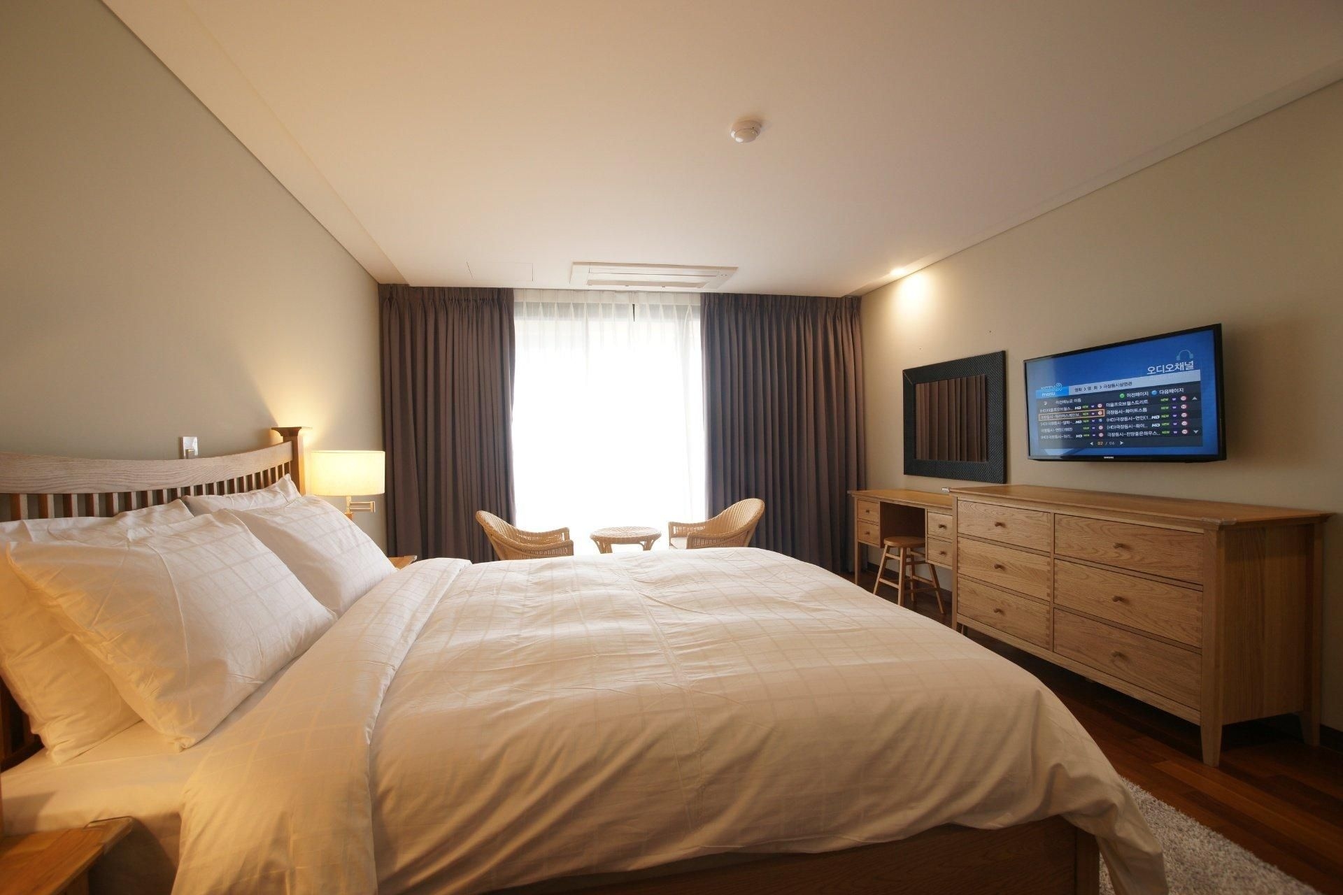 อิลล์ อินน์ โฮเต็ล (Ille Inn Hotel)3