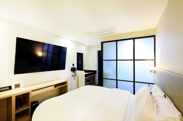 Double Room - No Breakfast Included