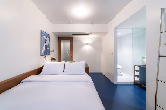 Superior Double Room, City View