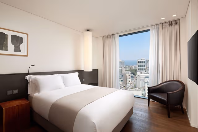 Premier Deluxe Double Room