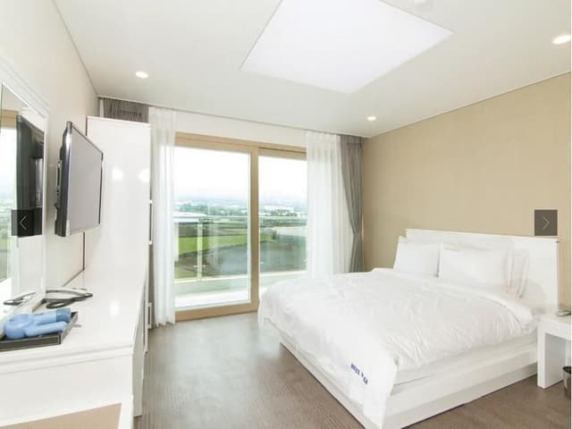 Standard Twin Room - No View