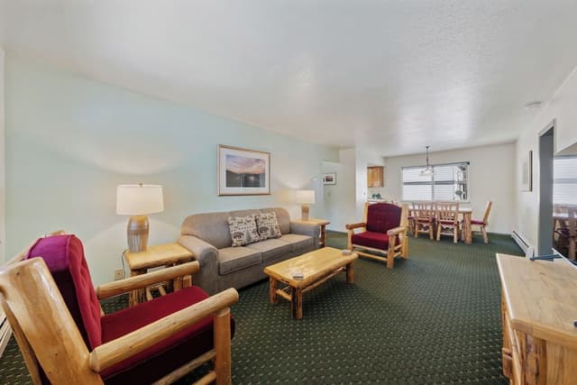 Room, 2 Bedrooms