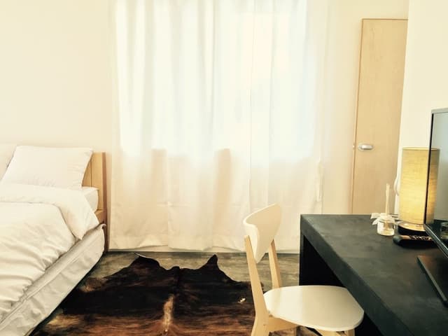 Deluxe Double Room (Non-Korean Nationals Only)