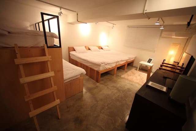 Family Room (Non-Korean Nationals Only)