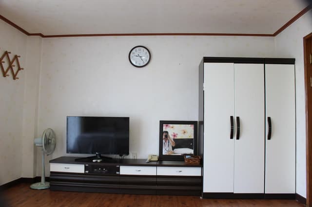Family Studio 201
