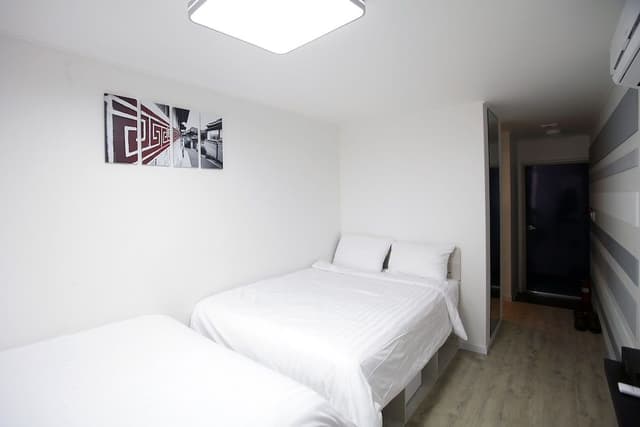 K-POP Room