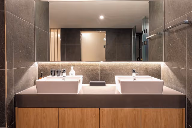 Royal Pool Suite B - Free Breakfast for 2 (Rice Noodle)