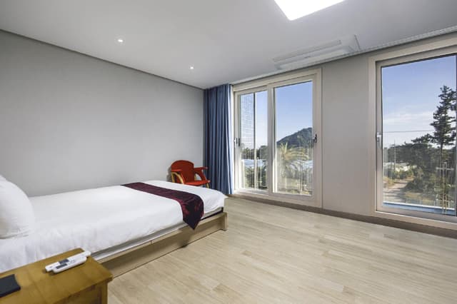 Panorama Ocean View Suite