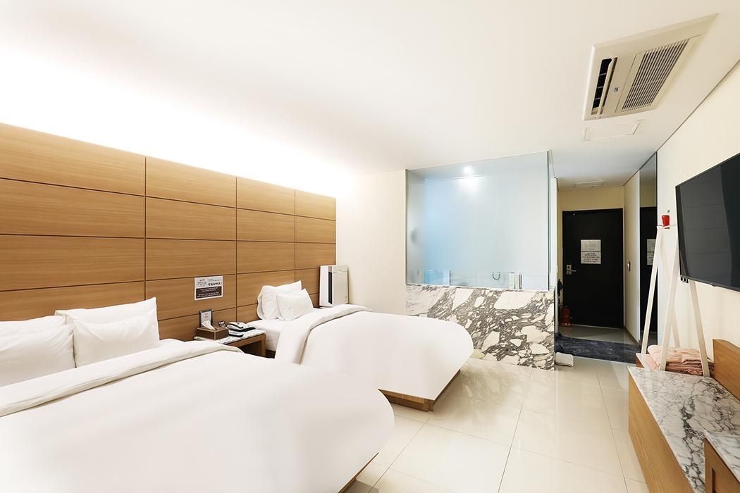 โรงแรมคาเคา (Hotel Cacao)1