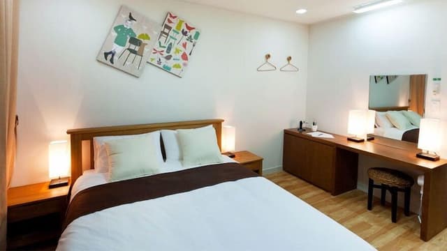 Deluxe Double Room (Type A)