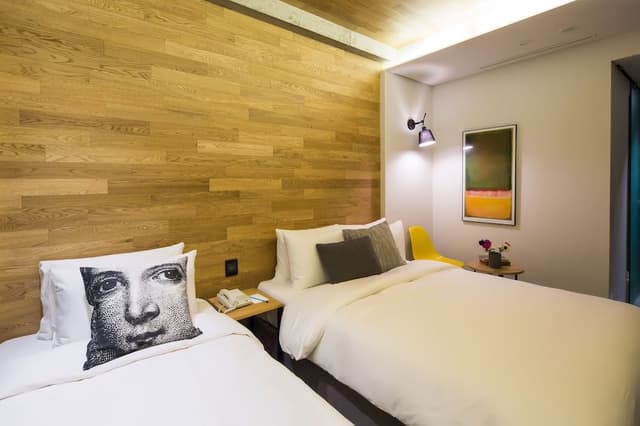 Deluxe Twin Room