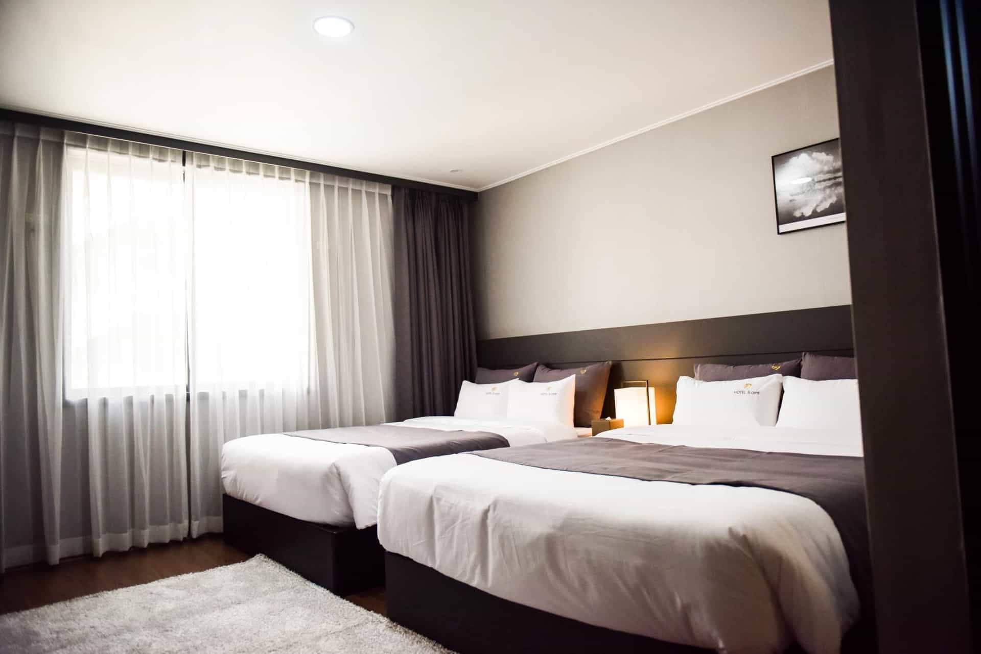 โรงแรมบี เซนต์ โรงแรมบี เซนต์