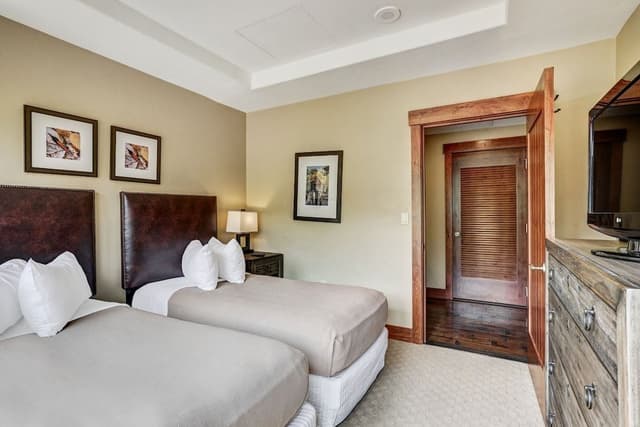 Condo, 4 Bedrooms