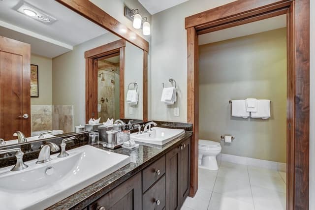 Condo, 4 Bedrooms
