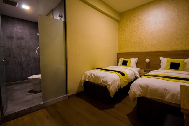 Standard Twin Room