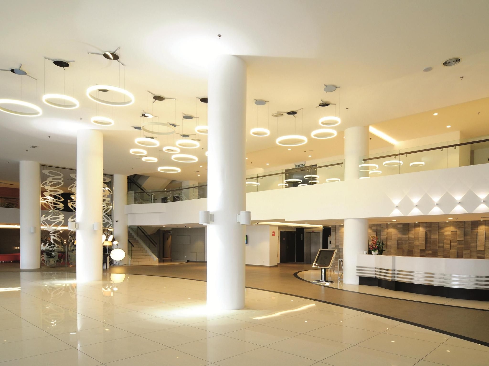 โรงแรมคิง กรีน (Kings Green Hotel)0