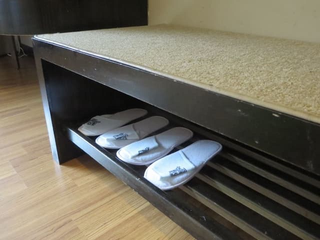 Standard Ground Floor Twin