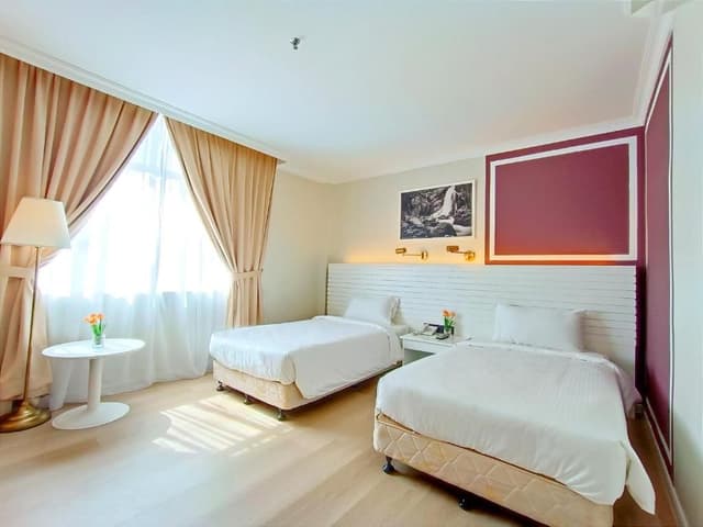 Superior Twin Room