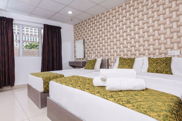 Superior Family Room - 1 Queen Bed & 1 Single Bed