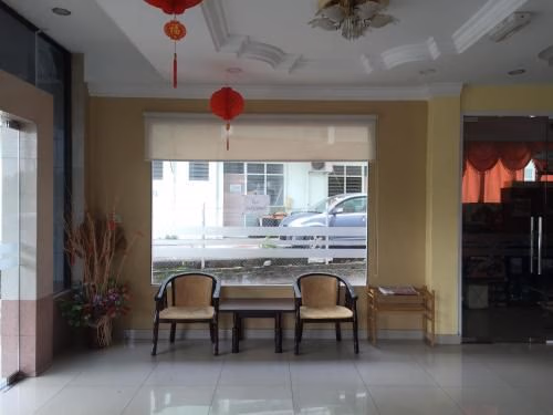 Raja Inn0