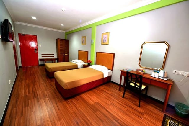 Superior Twin Room