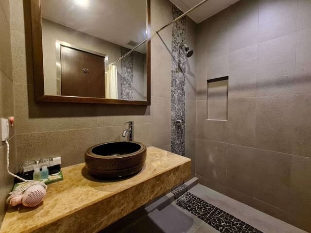 Deluxe Room, Courtyard Area