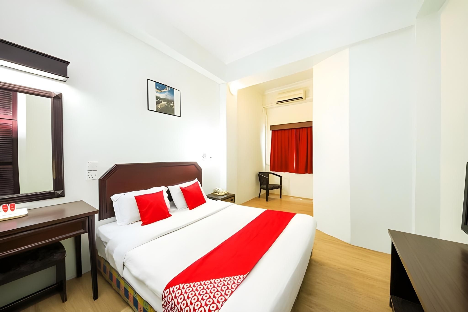 Grand Supreme Hotel3