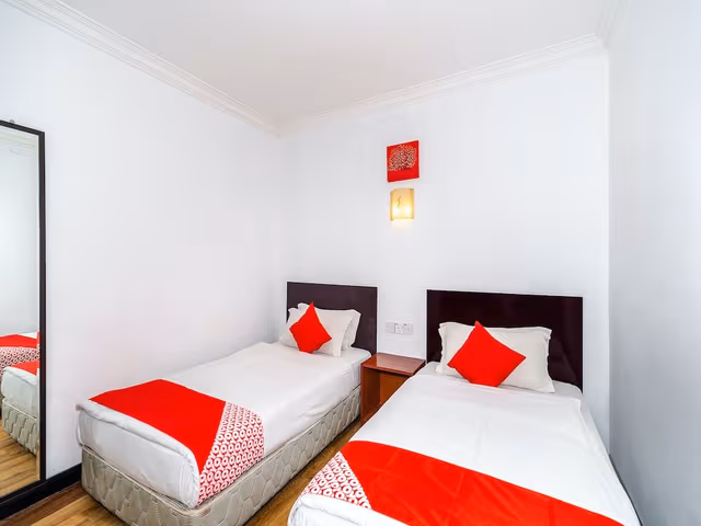 Standard Twin Room