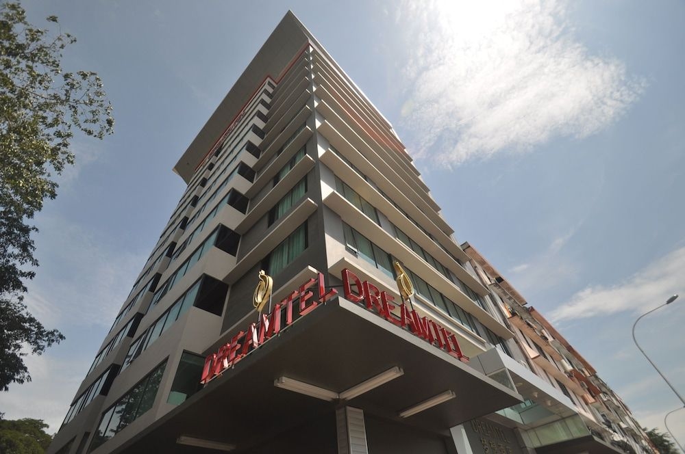 โรงแรมดรีมเท็ล โกตา คินาบาลู (Dreamtel Kota Kinabalu)0