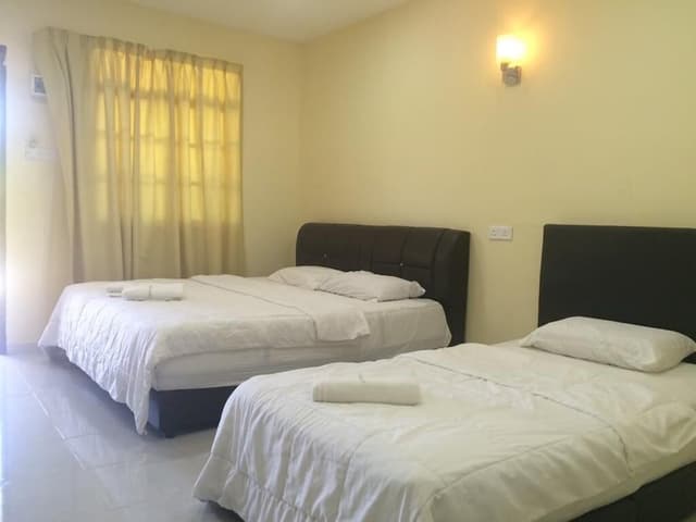Triple Room