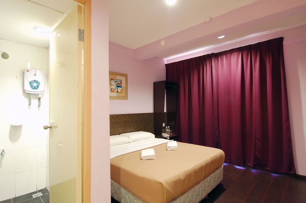 Aristo Hotel @ Putatan2